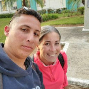 Meet your Posher, Carlos yoan